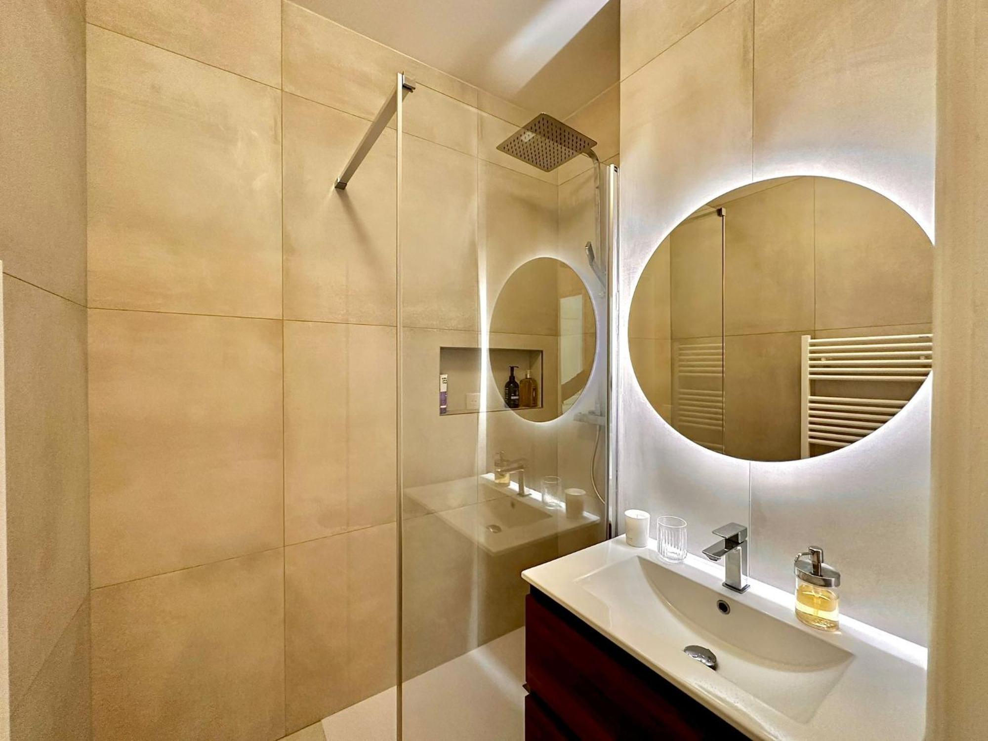 Le Boudoir - 2 Pieces Et Parking Apartment Le Plessis-Robinson Ngoại thất bức ảnh